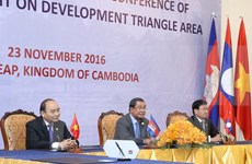 Camboya, Laos y Vietnam promueven conectividad económica