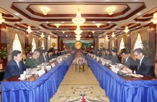 Vietnam y Laos firman siete documentos de cooperación bilateral