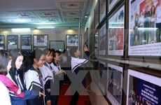 Efectúan exposición fotográfica sobre Truong Sa en Hanoi