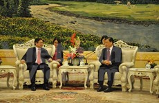 Vietnam desea reforzar amistad tradicional y cooperación integral con China