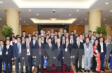 Líder partidista vietnamita elogia recomendaciones de los científicos sobre el desarrollo nacional
