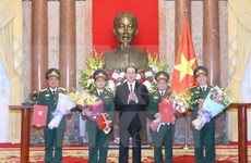 Ascienden de rango oficiales del Ejército Popular de Vietnam