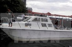 Rescatan a 23 turistas chinos a bordo de barco hundido en Malasia 