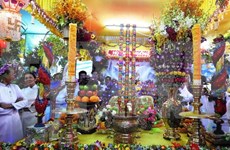 Secta Cao Dai celebra el mayor ritual anual