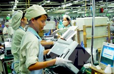 Proporcionan entrenamiento administrativo para Samsung Vietnam