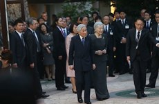 Emperador de Japón visita a voluntarios de JICA en Vietnam