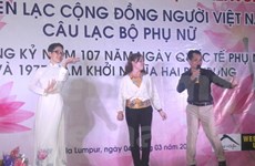 Destacan contribución de mujeres vietnamitas en ultramar al desarrollo nacional