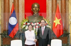 Presidenta parlamentaria de Laos se compromete a impulsar acuerdos con Vietnam