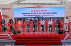 Inauguran en Vietnam centro de formación de conductores de estándar internacional