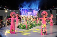 Festival de Ao Dai atrae a más de 70 mil visitantes 