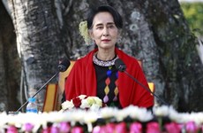 Myanmar: San Suu Kyi se compromete a construir una federación unida