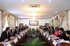 Fortalecen cooperación entre Oficinas Presidenciales de Vietnam y Laos 