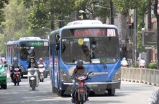 Ciudad Ho Chi Minh amplía operación de buses que utilizan gas natural comprimido