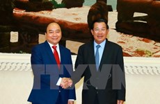 Premier vietnamita envía mensaje de agradecimiento a su par camboyano