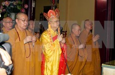 Presidente de Vietnam felicita a budistas por Vesak 2017 