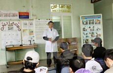 Provincia vietnamita ayuda a la compra de seguro médico para infectados por VIH