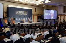 Líderes de grandes empresas debaten futuro económico de Asia