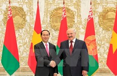 Vietnam y Belarús decididos a desarrollar nexos multifacéticos 