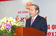 Vicepremier vietnamita pide reforzar la lucha contra el contrabando y fraude comercial