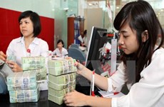 Bancos extranjeros y nacionales en Vietnam interesados en sector minorista