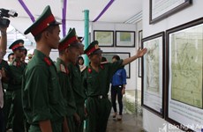 Ostentan en provincia central evidencias de soberanía vietnamita en el mar