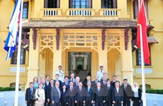 Vietnam celebra medio siglo de fundación de ASEAN con ceremonia simbólica