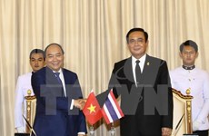 Vietnam y Tailandia comprometidos a elevar intercambio comercial a 20 mil millones de dólares para 2020