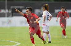 Equipo femenino de fútbol de Vietnam vence a Myanmar