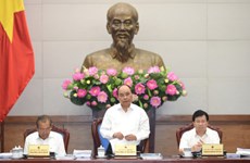  Gobierno vietnamita debate perfeccionamiento legislativo