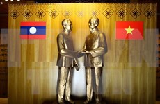 Felicitaciones por el aniversario 55 de lazos diplomáticos Vietnam-Laos