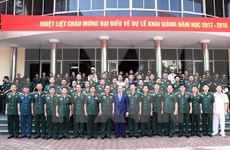 Premier vietnamita insta a Academia de Defensa a reformar programa de capacitación