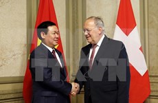 Suiza aspira a impulsar relación económica con Vietnam