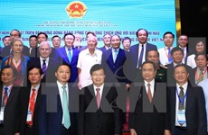 Premier vietnamita se reúne con diplomáticos extranjeros para profundizar relaciones multifacéticas