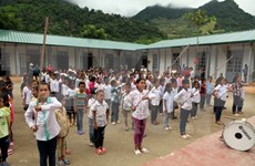 Canon inaugura círculo infantil en provincia montañosa de Vietnam