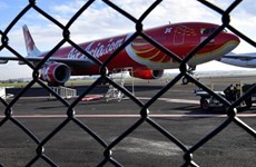 Avión de AirAsia aterriza de emergencia en Australia
