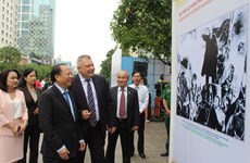 Exposición fotográfica destaca amistad Vietnam-Rusia