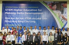 Vietnam busca reformar sistema educativo en correspondencia con cuarta revolución industrial