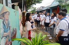 Recorrido por provincia vietnamita causa grata impresión en delegados juveniles del APEC 2017