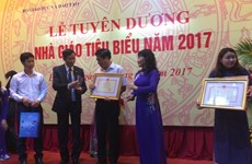 Celebran en Vietnam actividades conmemorativas del Día Nacional del Maestro