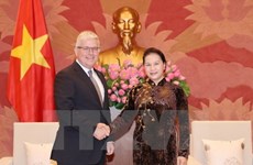 Máxima legisladora de Vietnam recibe al embajador de Australia