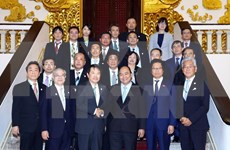  Vietnam apoya aumento de inversiones japonesas en todas las esferas, dice premier