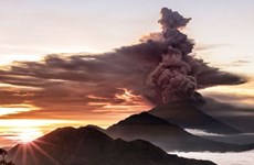 Indonesia: Alerta al máximo nivel en Bali por volcán Agung
