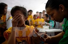 Filipinas suspende uso de vacuna Dengvaxia
