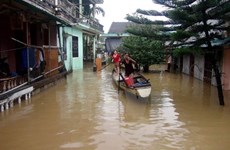 USAID asiste a la Cruz Roja de Vietnam en respuesta a desastres naturales 