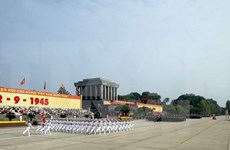 Veteranos de guerra honran al presidente Ho Chi Minh