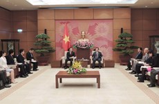 Subjefe del Parlamento de Vietnam recibe a delegación juvenil de PDL de Japón