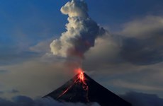 Filipinas enfrenta malas condiciones sanitarias a causa del volcán Mayon