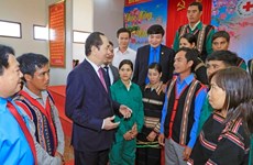 Presidente vietnamita felicita a pobladores en zonas fronterizas en ocasión del Tet