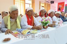 Destacan trabajo de intelectuales, personalidades y líderes religiosos de localidades vietnamitas