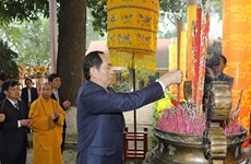 Rinden en ciudadela imperial de Thang Long homenaje a ancetros de la nación